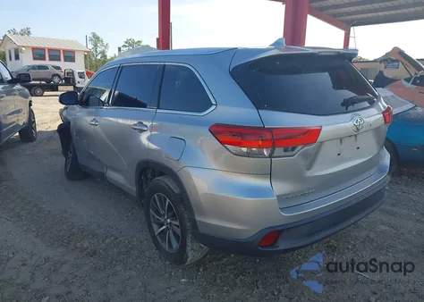 2019 Toyota Highlander Xle from USA, damaged, VIN 5TDKZRFH8KS552538
